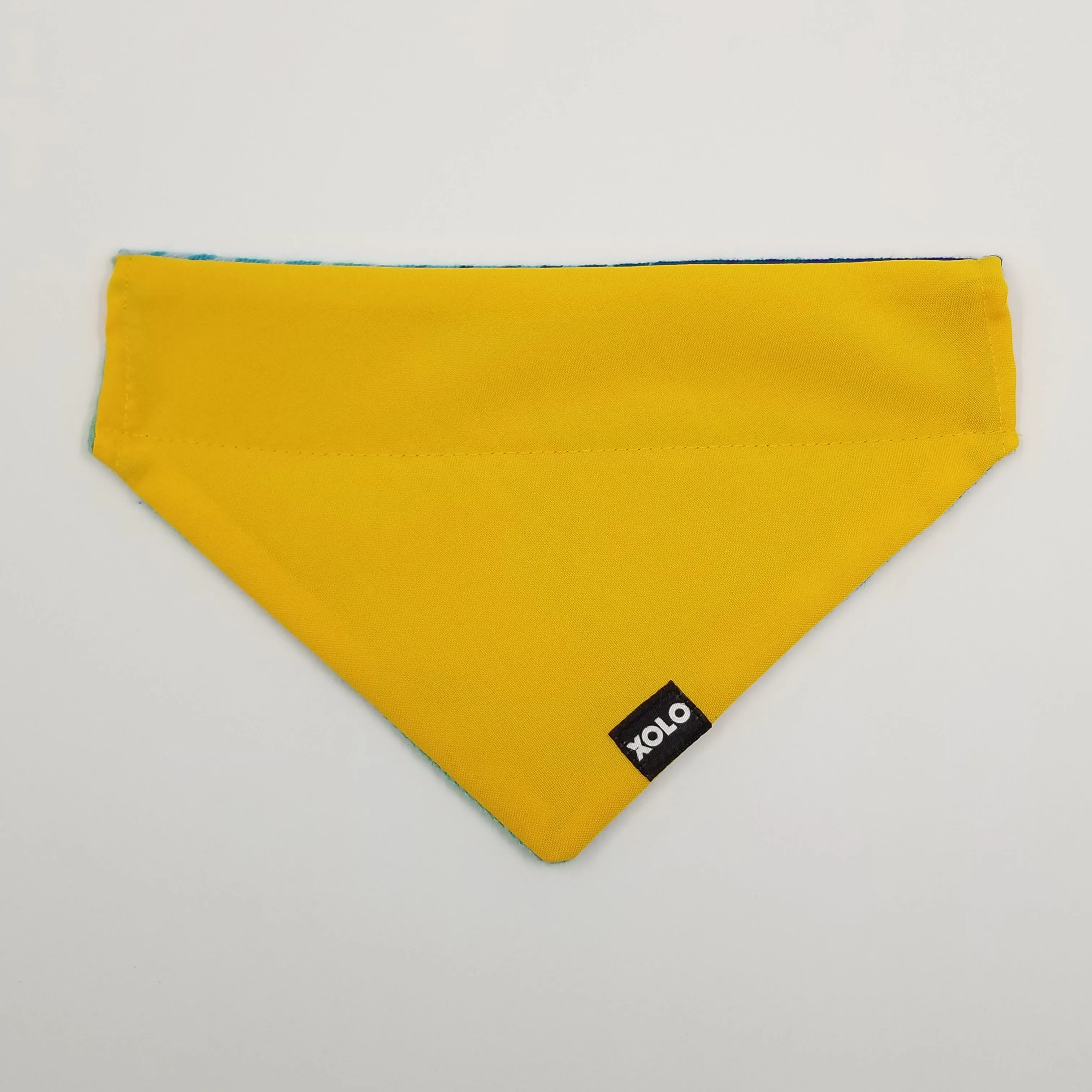 MEDIUM RETRO SARAPE DOG BANDANA. 199