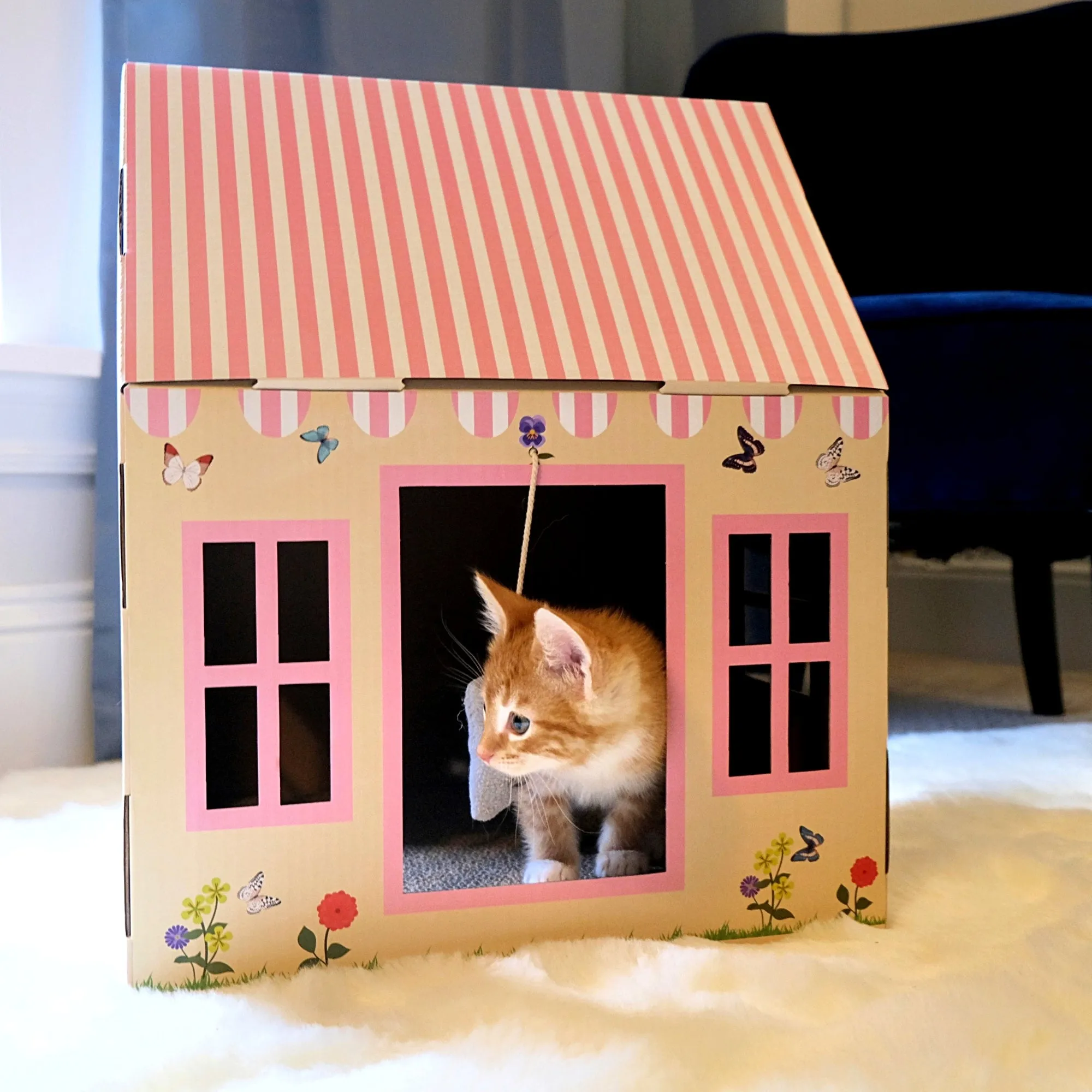 Midlee Cottage Cat Scratcher House