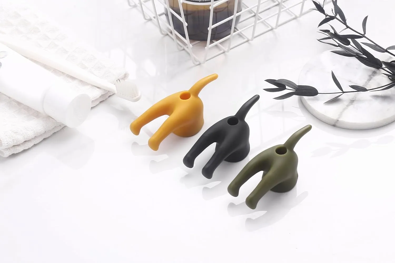 Pooping Dog Butt Toothpaste Topper, Dog Toothpaste Dispenser, Gag Gift Toothpaste Squeezer,Safe Nature Rubber with Stopper